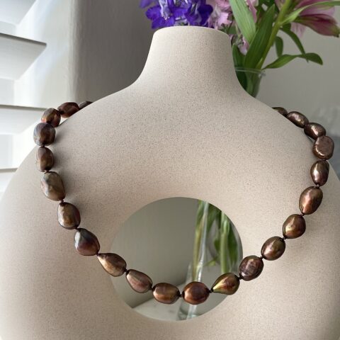 Chocolate Baroque pearl necklace